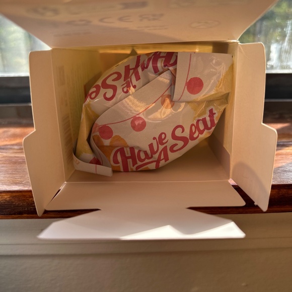 Pop Mart Labubu Baba Have a Seat Collection - Picture 3 of 3